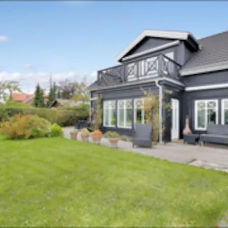 Willa Eksklusivt Hus Pa 250 M2 I Naturskonne Omgivelser *